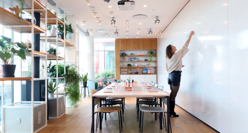 thinkbiggerroom9